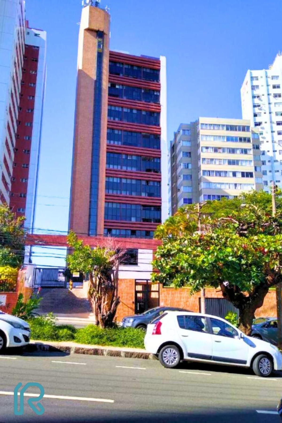 Lindo Apt Vista Mar Completo Com Piscina No Rooftop Do Edf, Proximo Ao Porto Da Barra Salvador Exterior foto